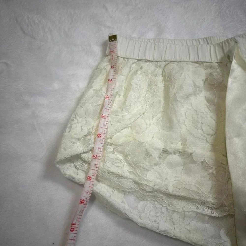 Aerie lace short size‎ S